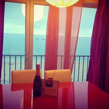 Dream Apartament Frontbeach- Praia Da Apartament